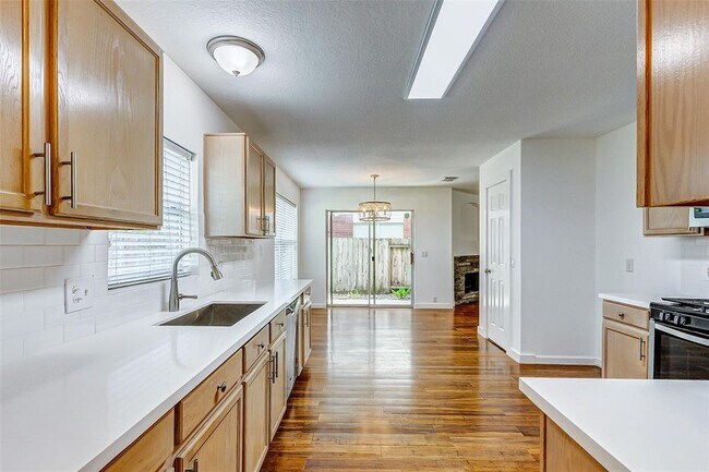 Building Photo - 21218 Somerset Park Ln