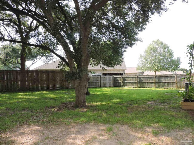 Building Photo - 4221 Essex Terrace Cir