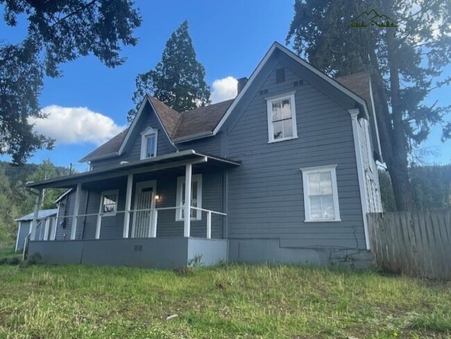 Building Photo - Historic Heritage House in Thurston