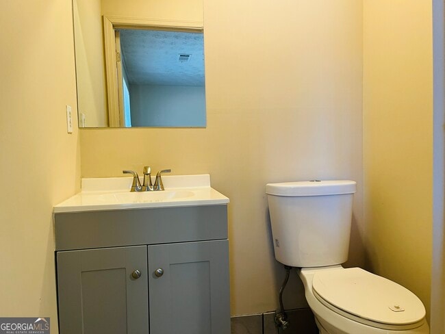 Building Photo - 4120 Midway Rd