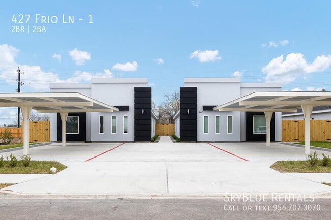 Building Photo - 427 Frio Ln
