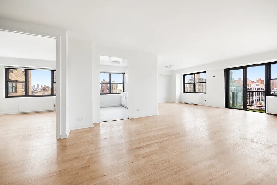 Building Photo - 345 E 80th St