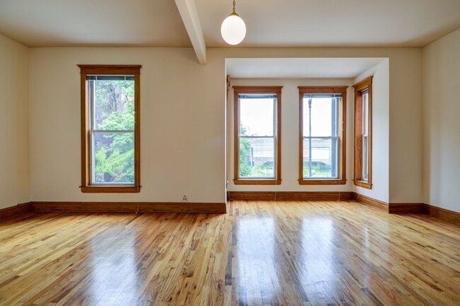 Floorplan - 2748 N. Lincoln