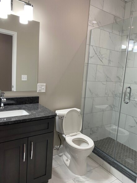 Building Photo - 428 Lackawanna Ave