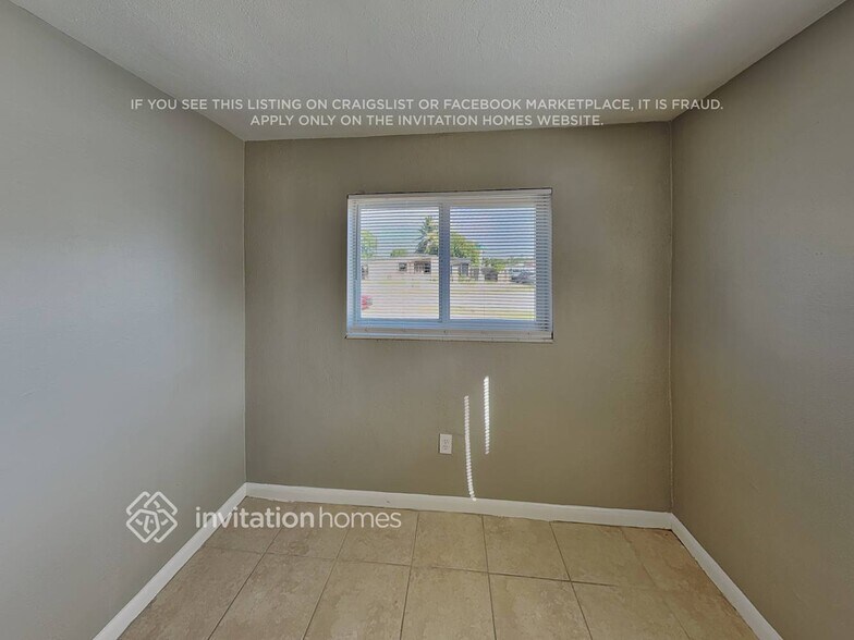 Building Photo - 1230 NW 176th Terrace