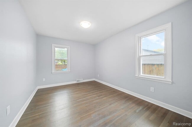Building Photo - 4214 Berkshire Rd
