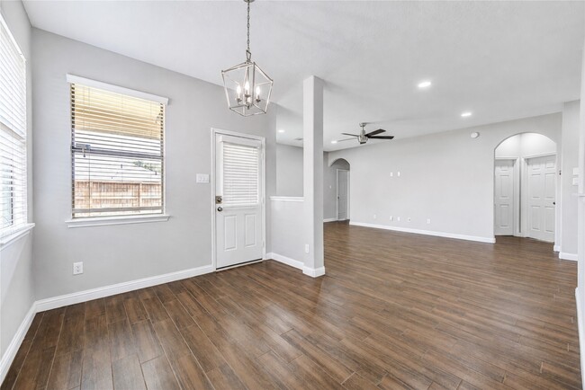 Building Photo - 20138 Jasper Oaks Dr