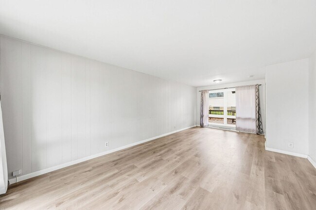 Building Photo - 3034 Forge Dr