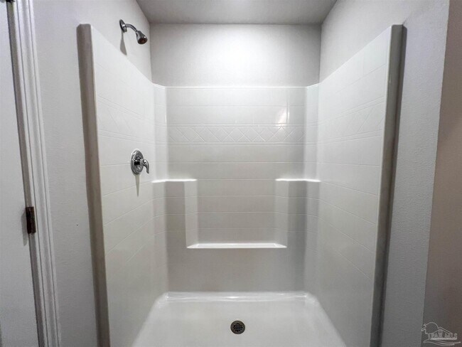 Building Photo - 5257 Peach Dr