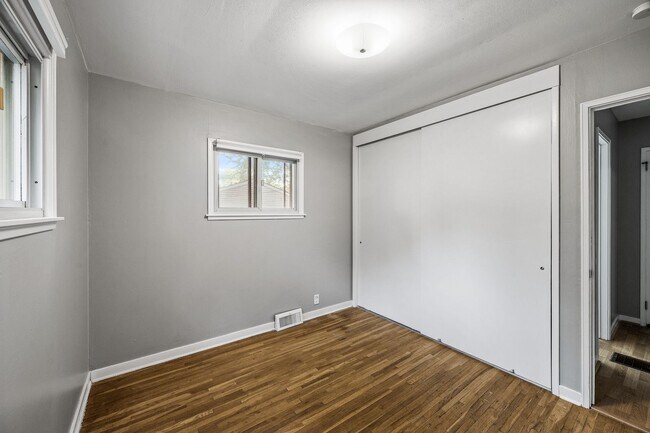 Building Photo - Gorgeous 4BR/2BA Home with Finished Lower ...