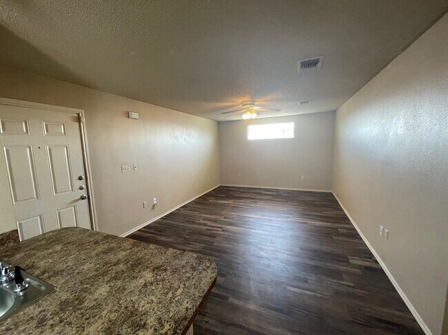 Building Photo - 5833 7th St