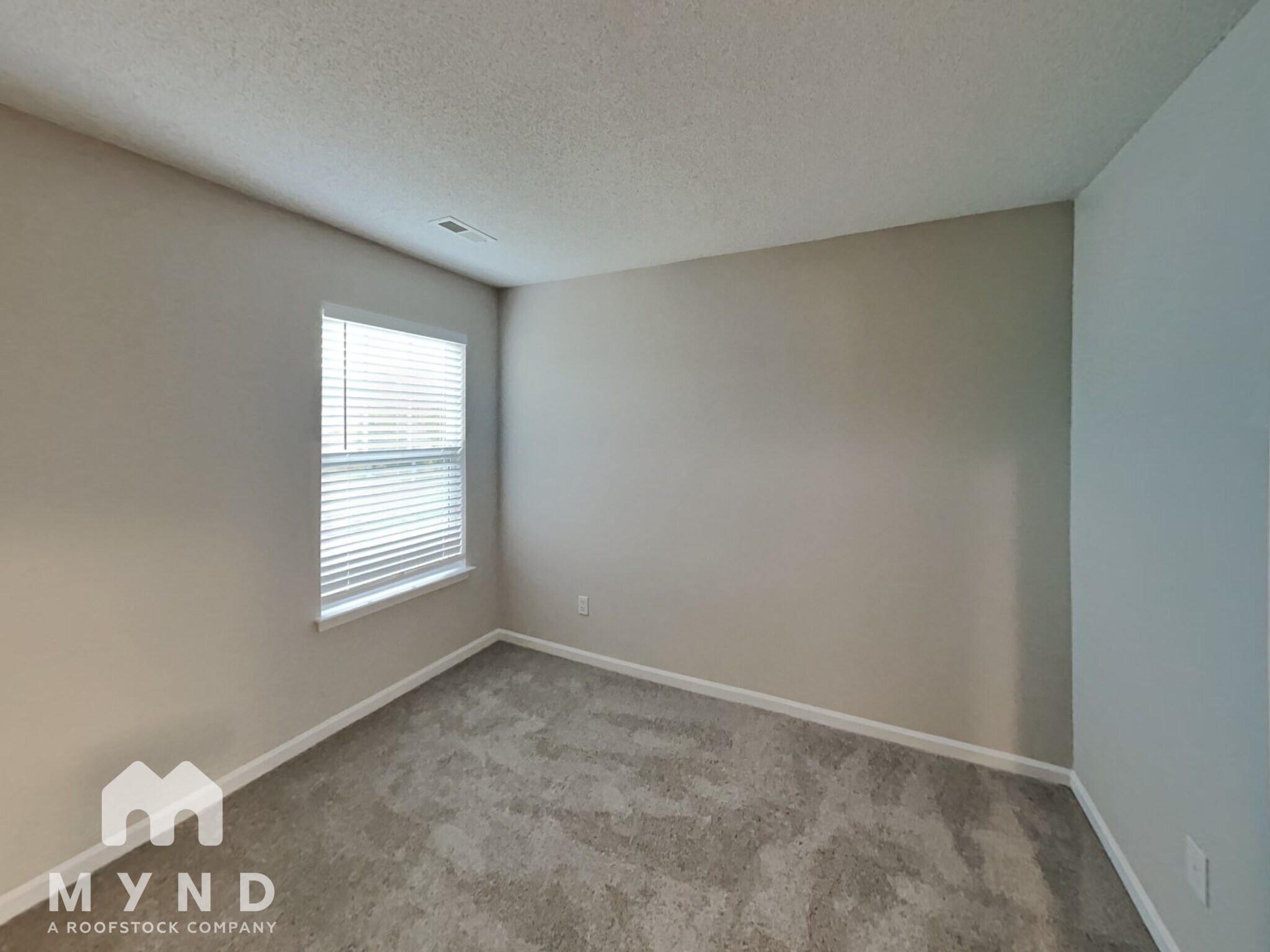 Building Photo - 9209 White Aspen Pl