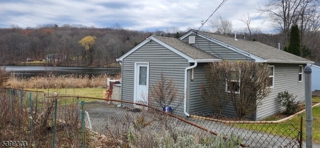 Building Photo - 494 Otterhole Rd