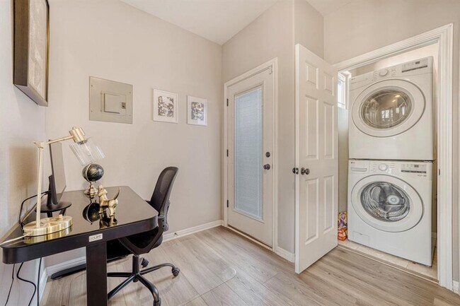 Building Photo - 1009 Taulbee Ln