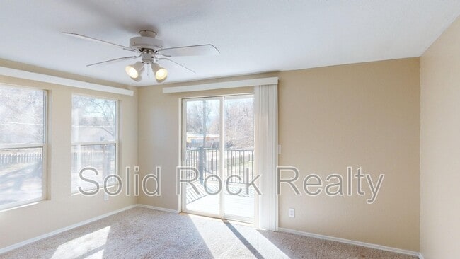 Building Photo - 212 Karr Rd