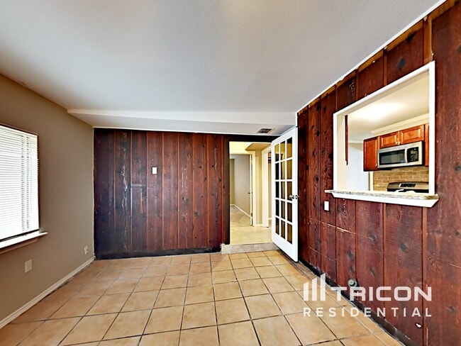 Building Photo - 235 Trudell Dr