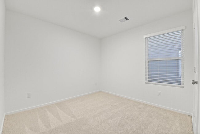 Building Photo - Stylish 4 Bedroom Home in Magnolia Ridge Community