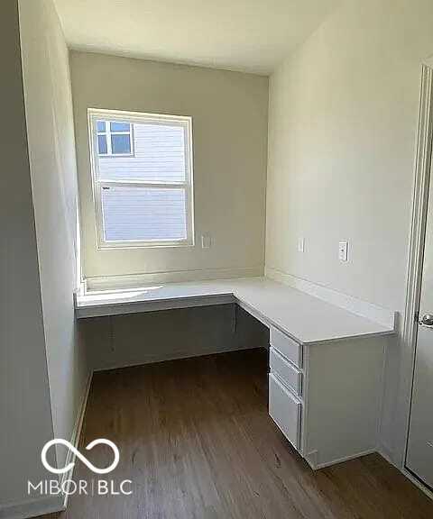 Building Photo - 4957 Oak Hl Dr