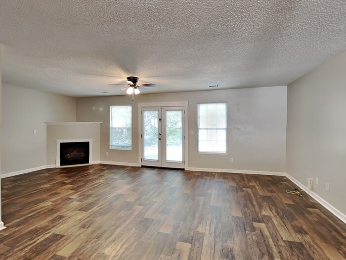 Building Photo - 50 Crestfield Cir