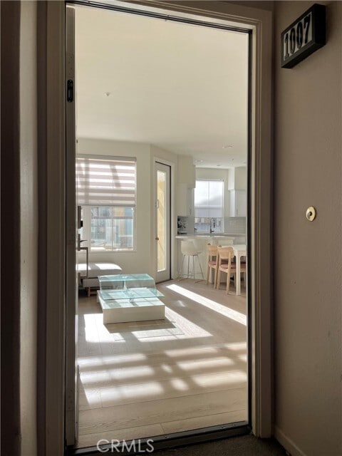 Building Photo - 1007 Terra Bella