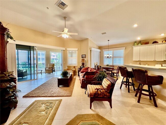 Building Photo - 3304 Sunset Key Cir