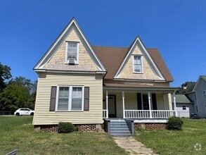 Building Photo - 4 BED 2 BATH TWO STORY HOME IN TROY!