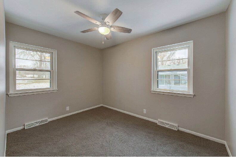 Building Photo - 65 Hackberry Hill