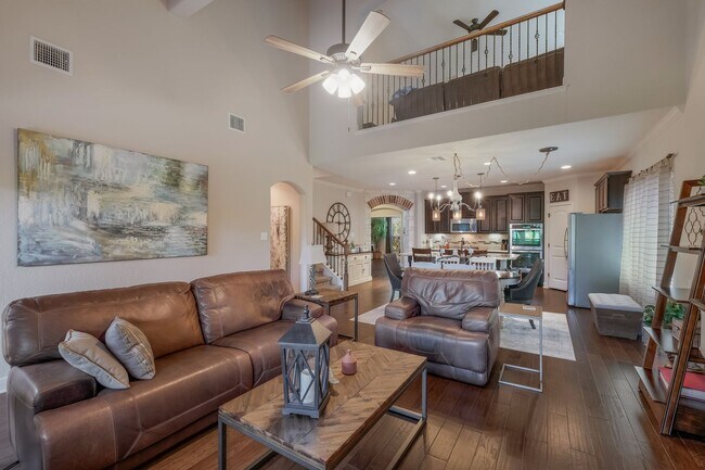 Building Photo - 28263 Willis Ranch