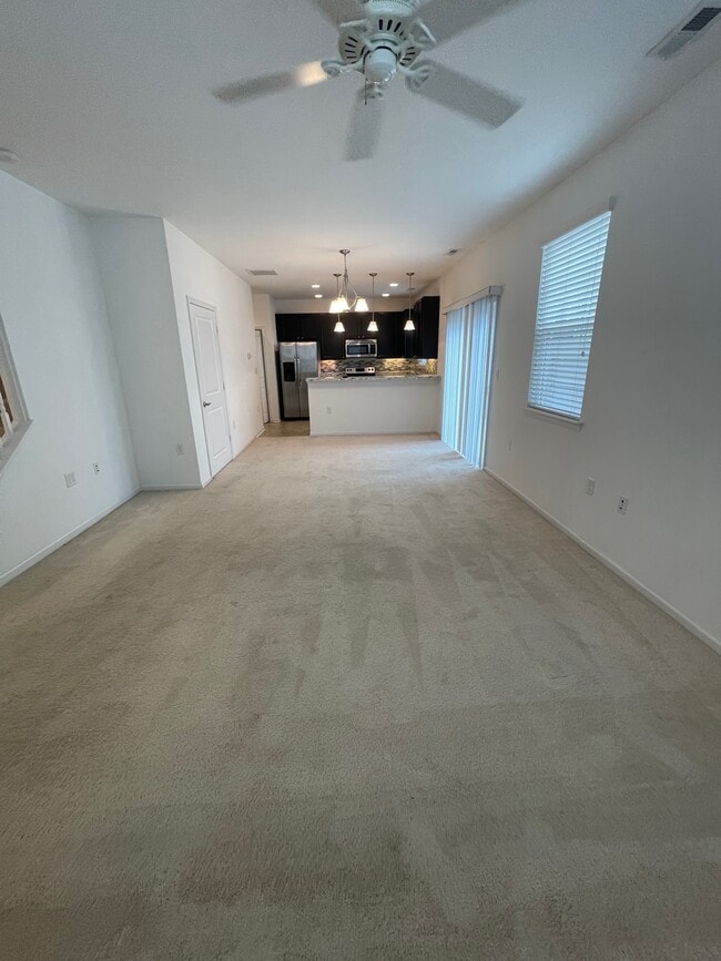 Building Photo - 1737 Halesworth Ln