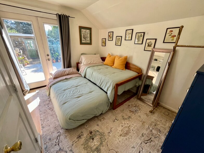 Building Photo - 1877 Virginia Ave