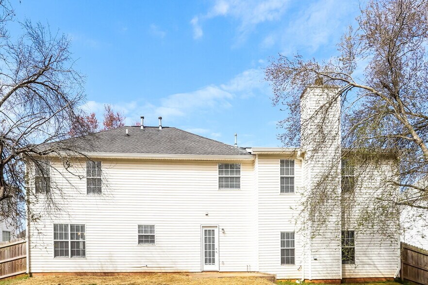 Building Photo - 2244 Waters Run