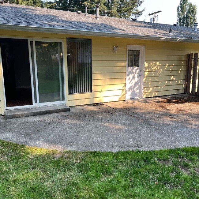 Building Photo - 475-477 Z Street Southeast