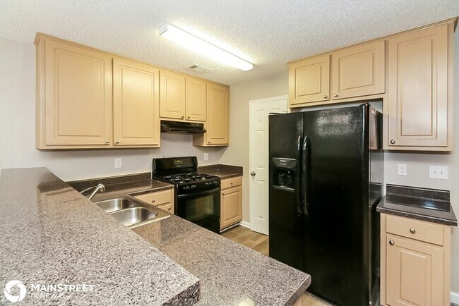 Building Photo - 479 Thistle Cove, Atlanta, GA 30349