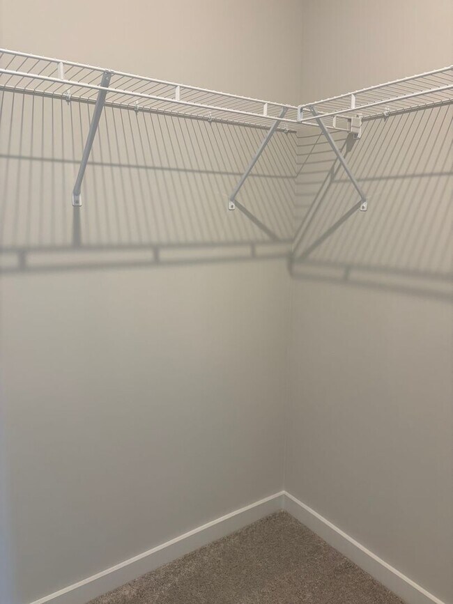 Building Photo - New Construction 3BR/2.5 BA in Griffith Lakes