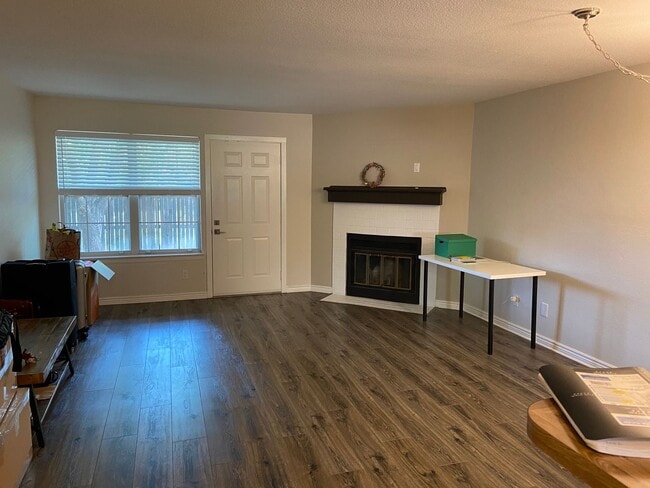 Building Photo - Beautiful 2 bed 2 bath Condo in Centennial