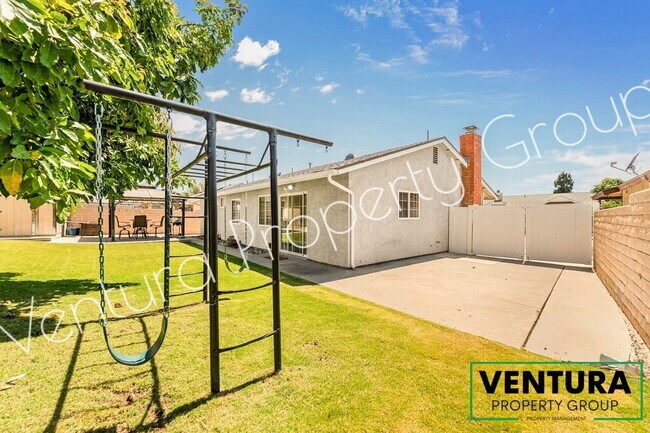 Building Photo - Charming 4-Bedroom  2B- Bath Home in Fillmore!