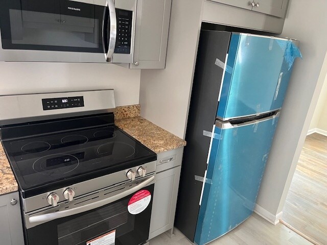 Kitchen - 5918 Woodside Ave