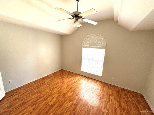 Building Photo - 16 N 45th St