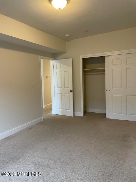 Building Photo - 16 Lake Ave