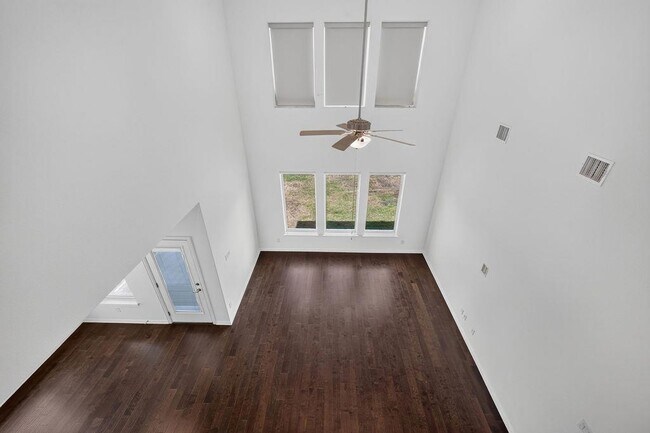 Building Photo - 1332 Ridge Runner Dr