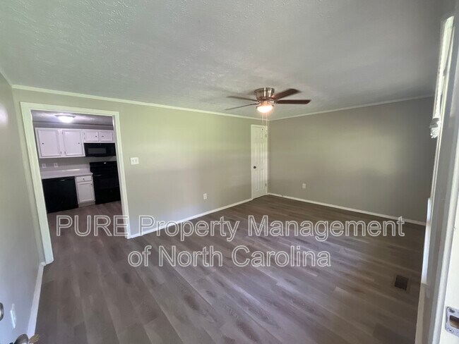 Building Photo - 3515 Julia Ct