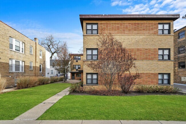 Building Photo - 311 Sherman Ave