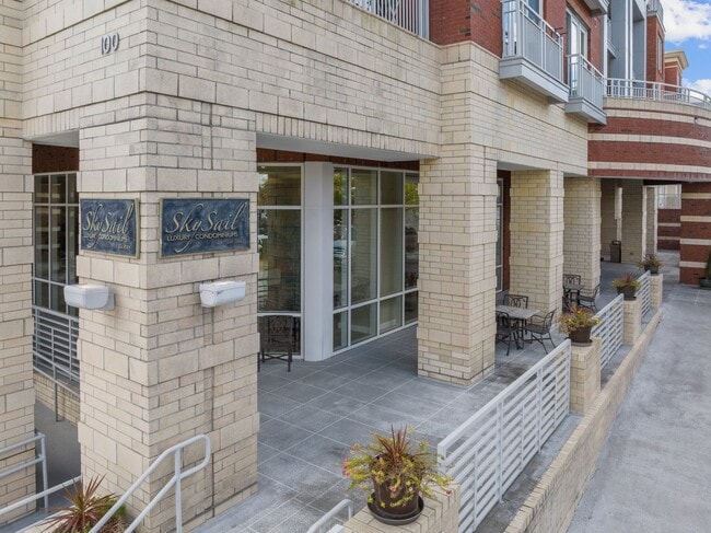 Building Photo - 235 Sky Sail Blvd