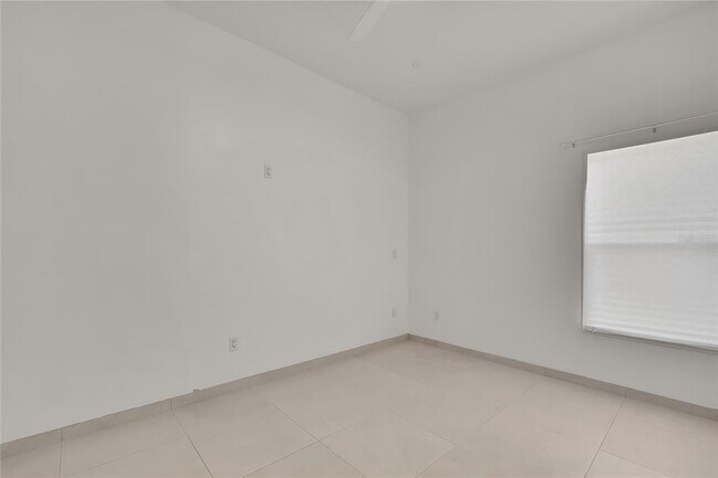 Building Photo - 18405 N 30th St