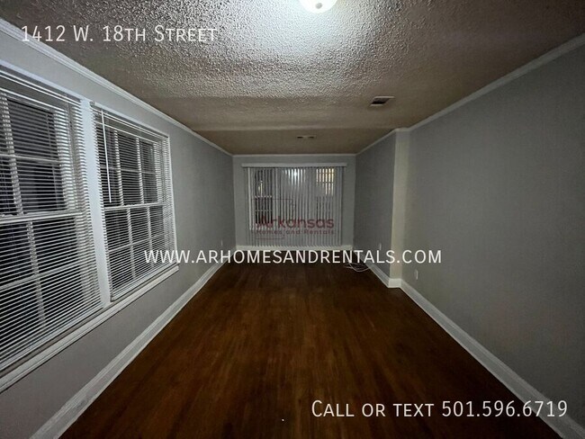 Building Photo - 1412 W 18th St