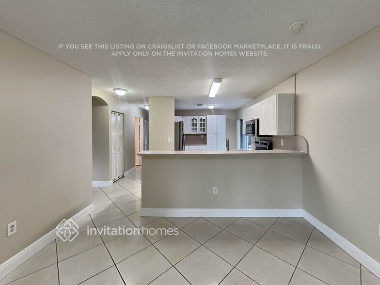 Building Photo - 14341 SW 160th Terrace