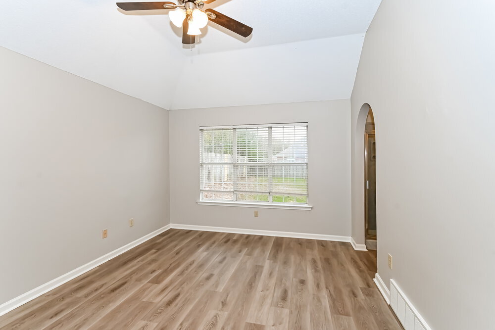 Building Photo - 9908 Morgan Manor Dr