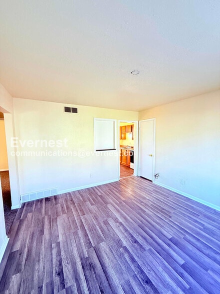 Building Photo - 24612 Berry Ave