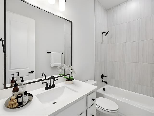 Building Photo - 4436 Burge Ave