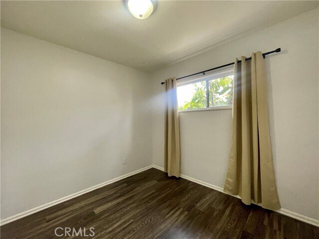 Building Photo - 538 N Fuchsia Ave